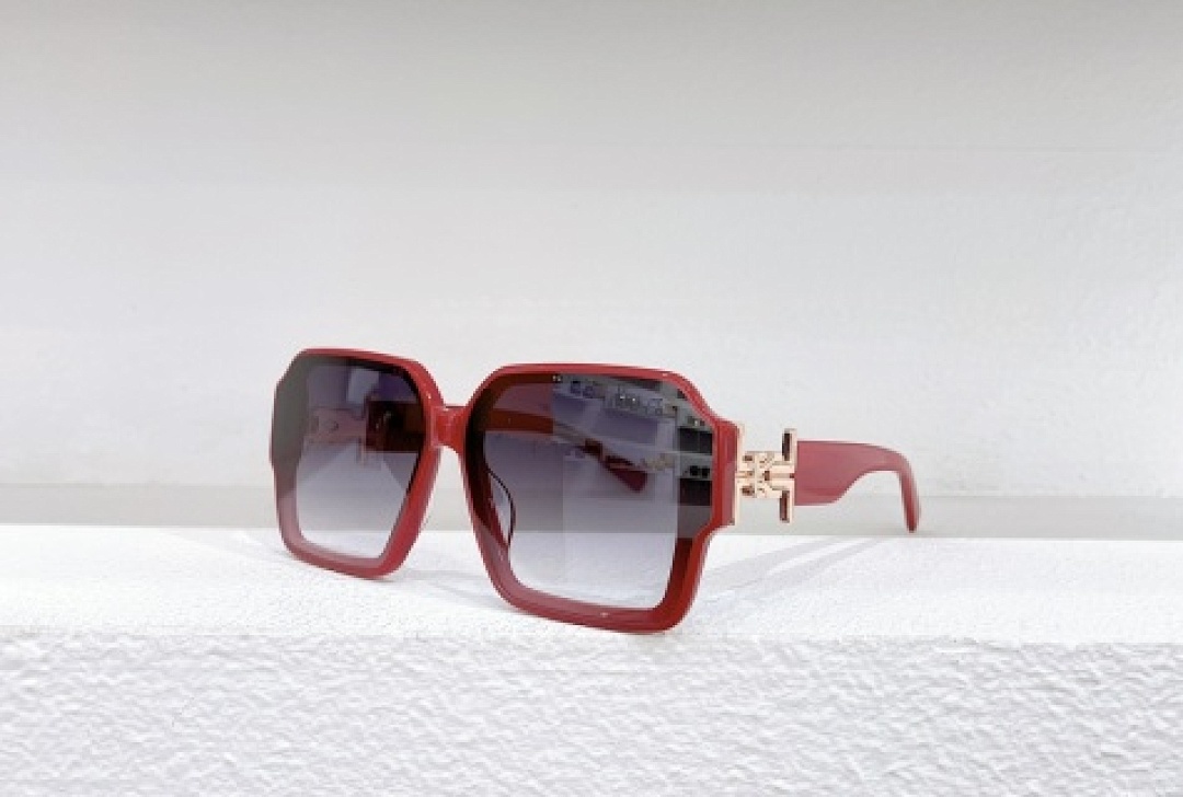 Other HERMES Sunglasses - Image 19