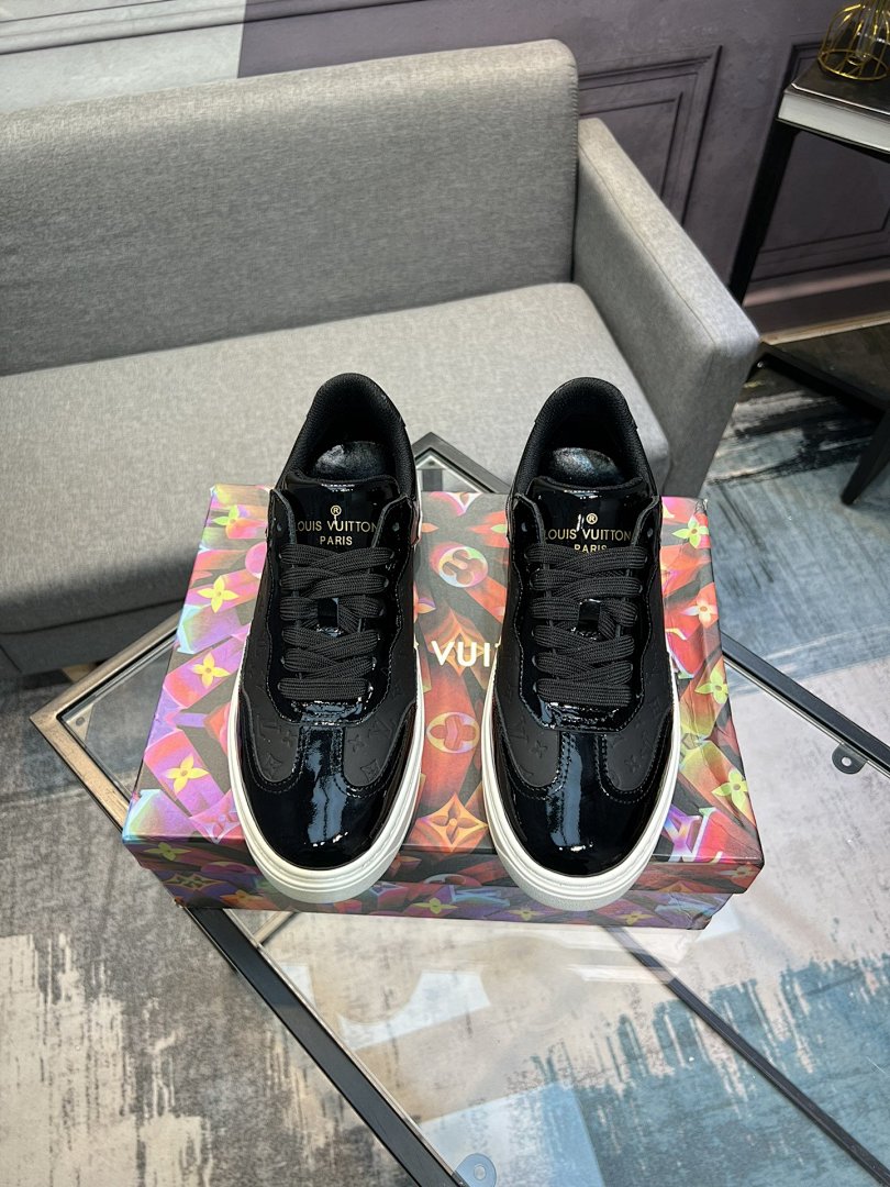 Other Lv Shoes - Image 10