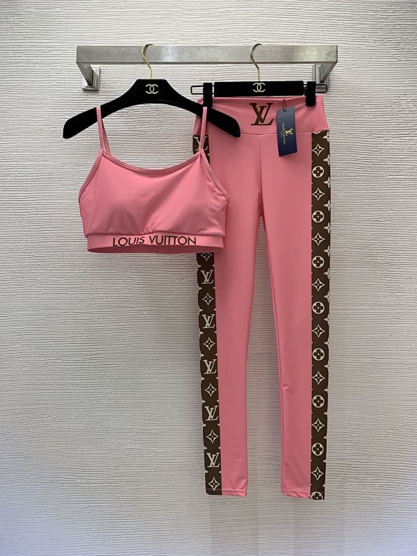 Yoga Wear, photo 1