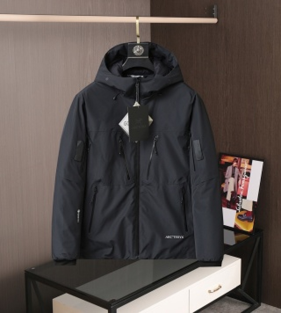 Christian Louboutin ARCTERYX Mens Winter - Image 42
