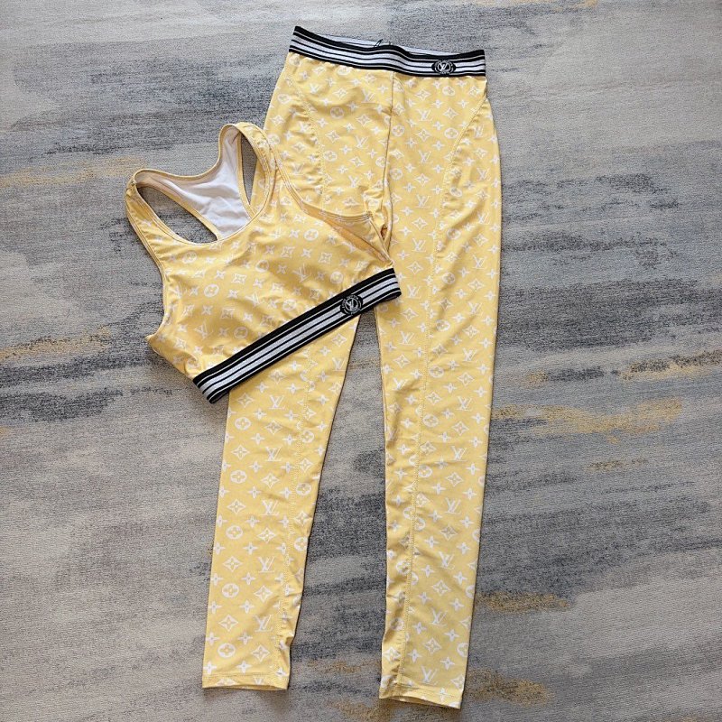 Yoga Wear, photo 1