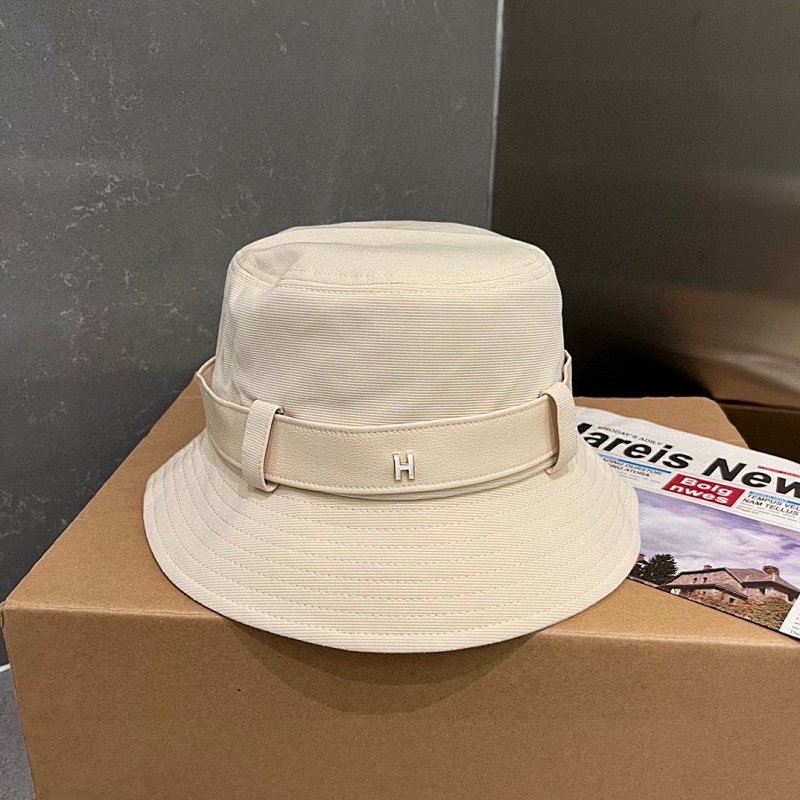 Other Hat, photo 1
