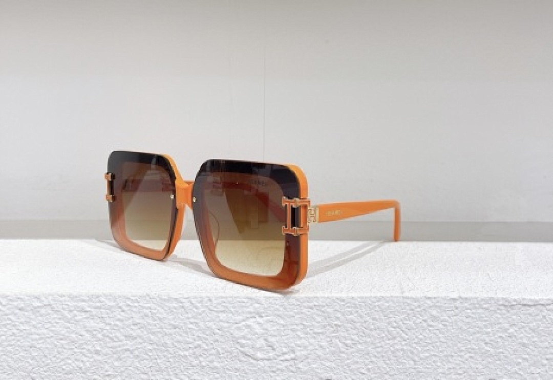 Other HERMES Sunglasses - Image 28