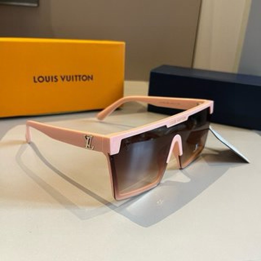 Other Lv Sunglasses - Image 58