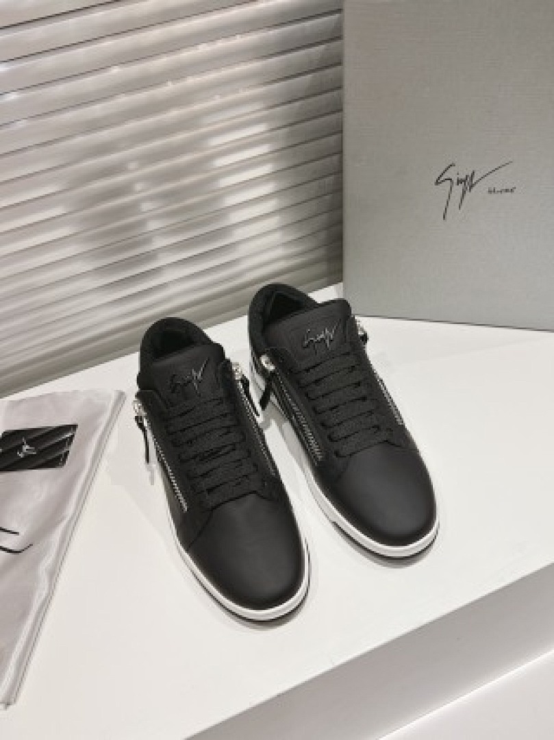 Other Giuseppe Zanotti - Image 82