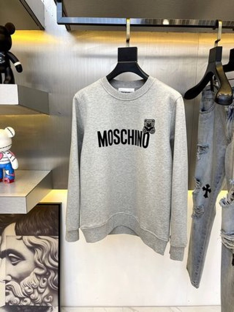 Christian Louboutin Moschino - Image 69