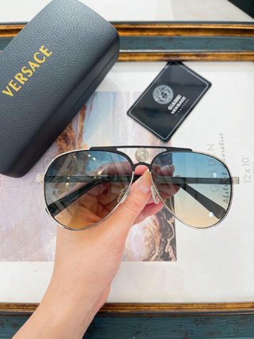 Other VERSACE Sunglasses - Image 29