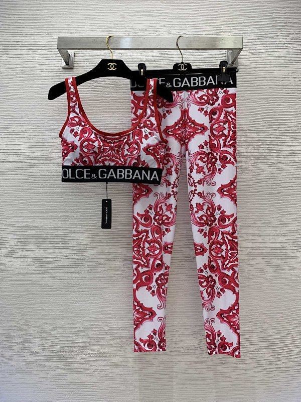 Yoga Wear, photo 1