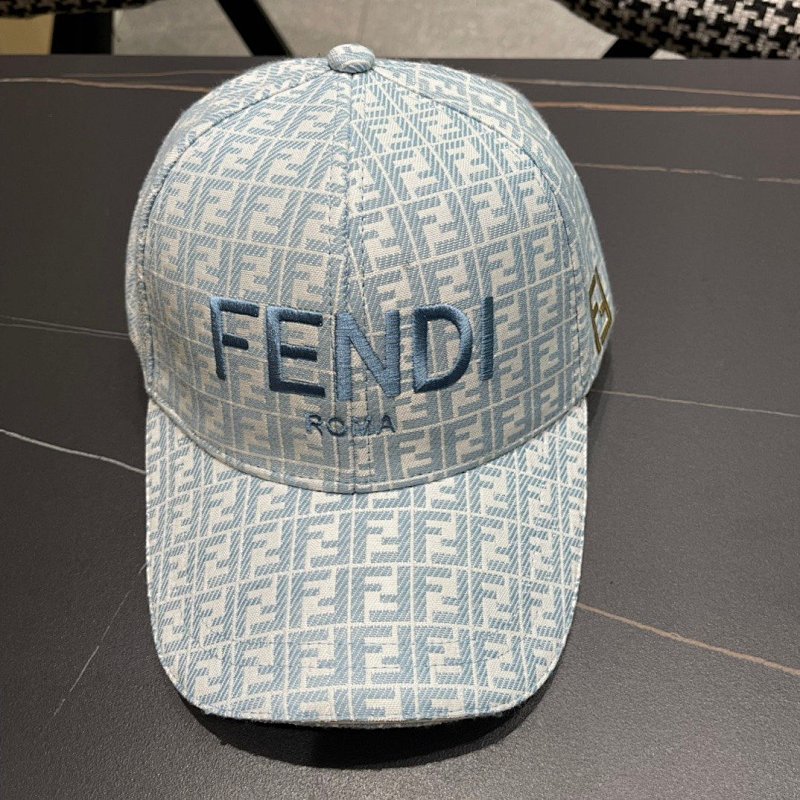 Fendi Hat, photo 1