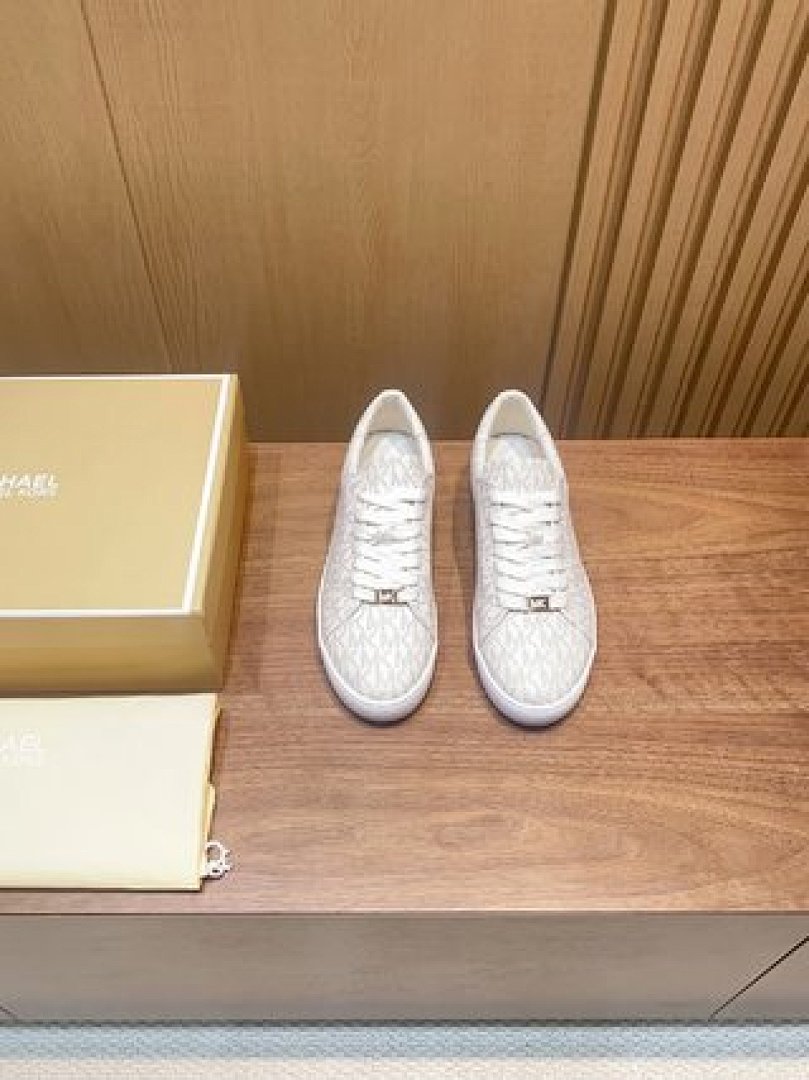 Other MichaelKors - Image 18