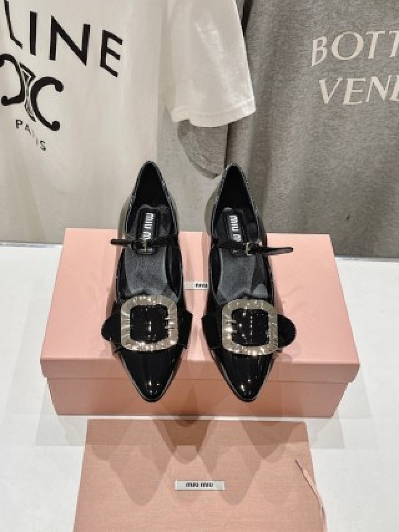 Other Miumiu, photo 1