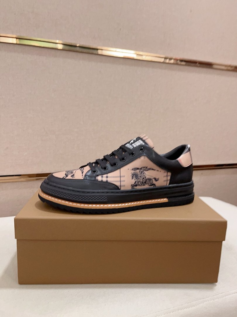 Other Burberry Shoes - Image 17