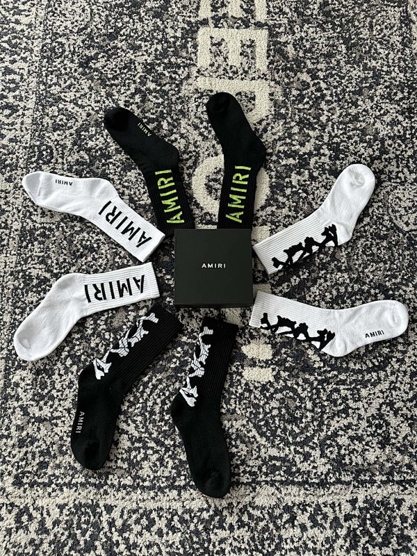 Other Socks, photo 1
