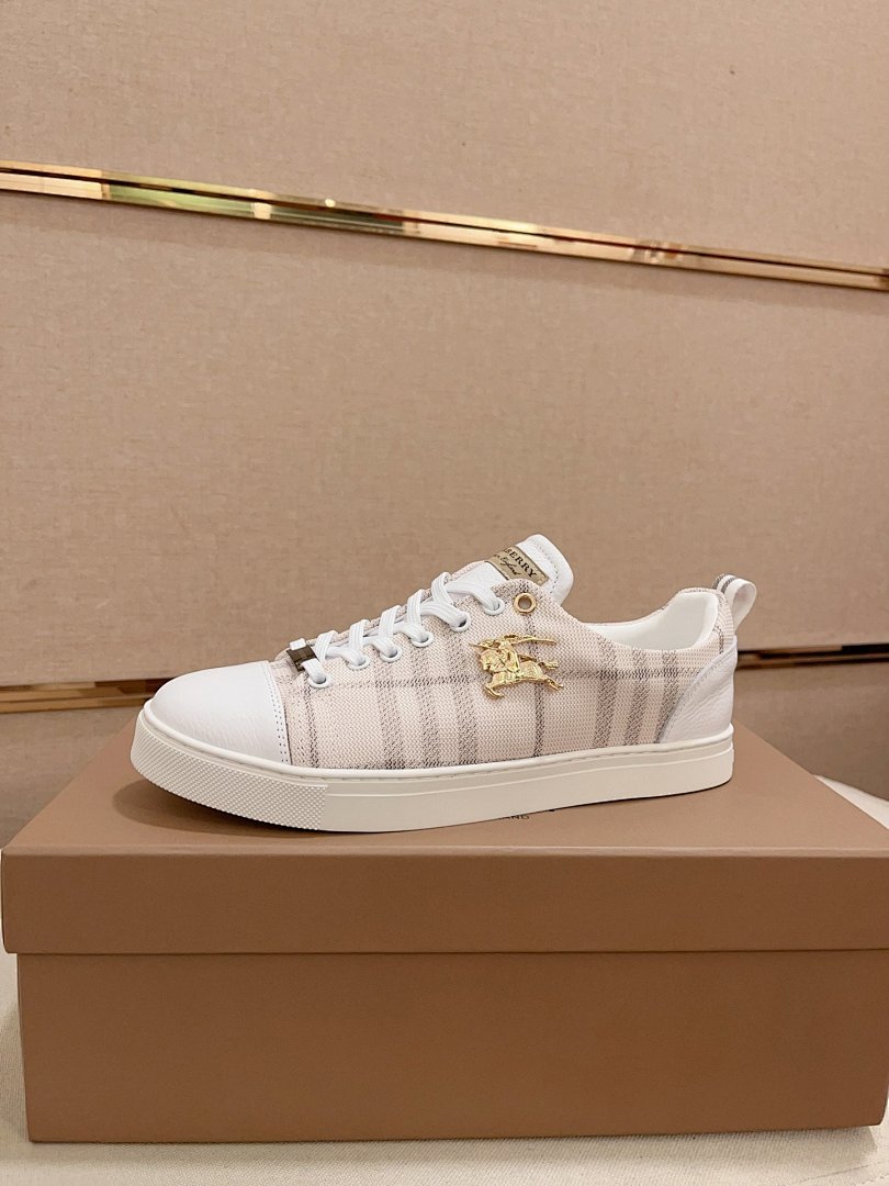 Other Burberry Shoes - Image 30