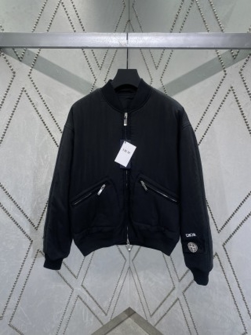 On Running Stone Island - Image 72