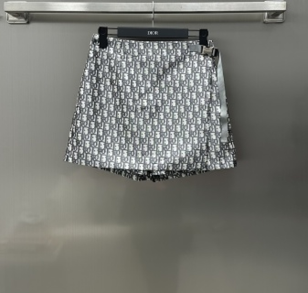 Christian Louboutin Christian Louboutin - Image 93