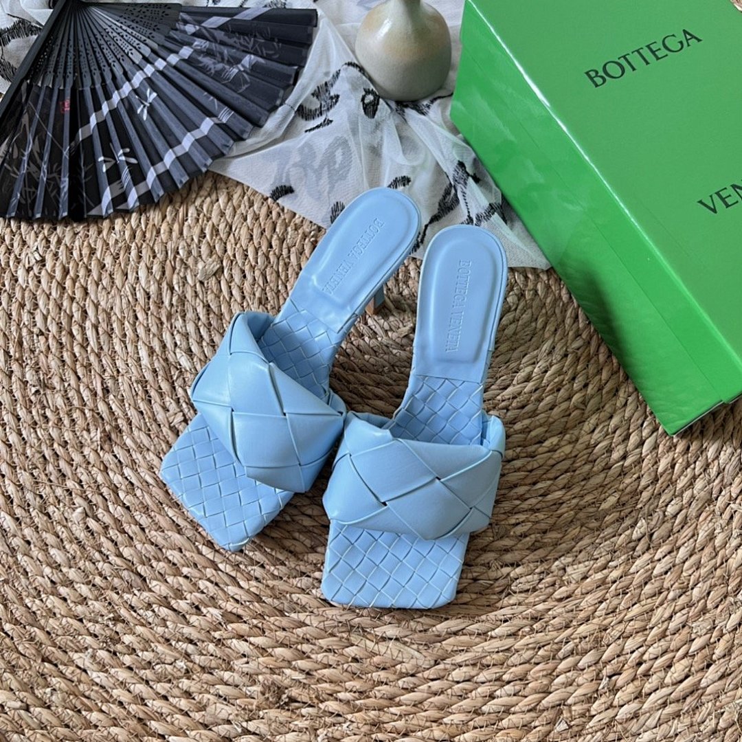 Other Women's Slippers - Image 88