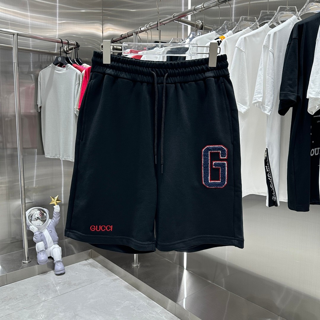 Shorts, photo 1