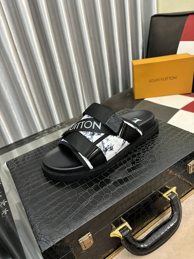 Other Lv Shoes - Image 39