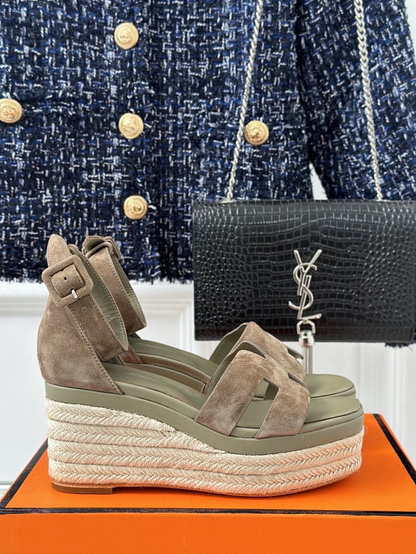 Other Hermes Sandals - Image 102