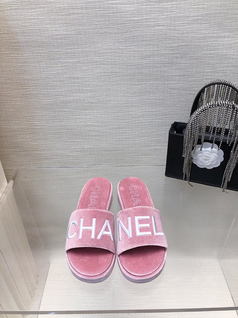 Other Women's Slippers - Image 68