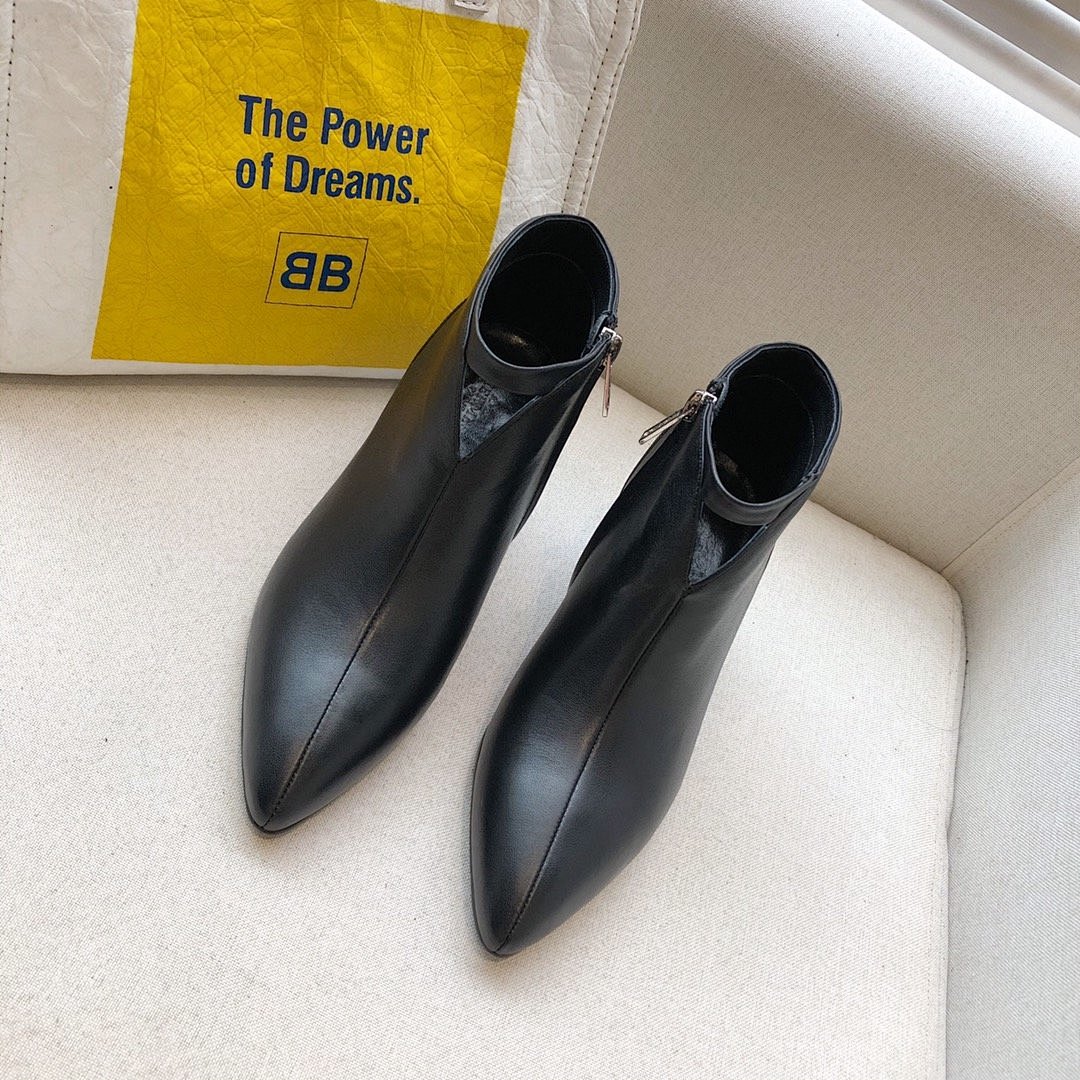 Other Hermes Boots - Image 84