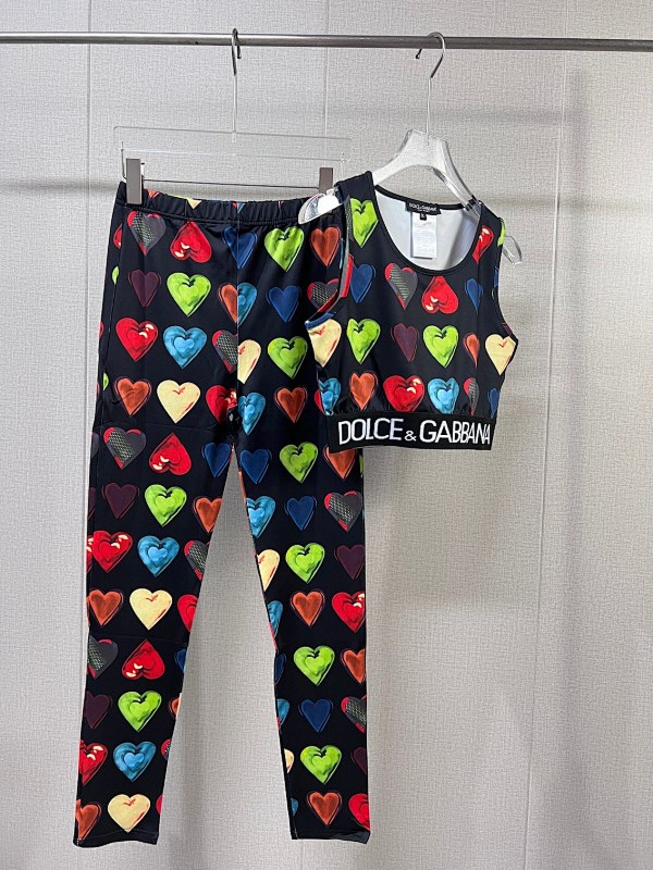 Yoga Wear, photo 1