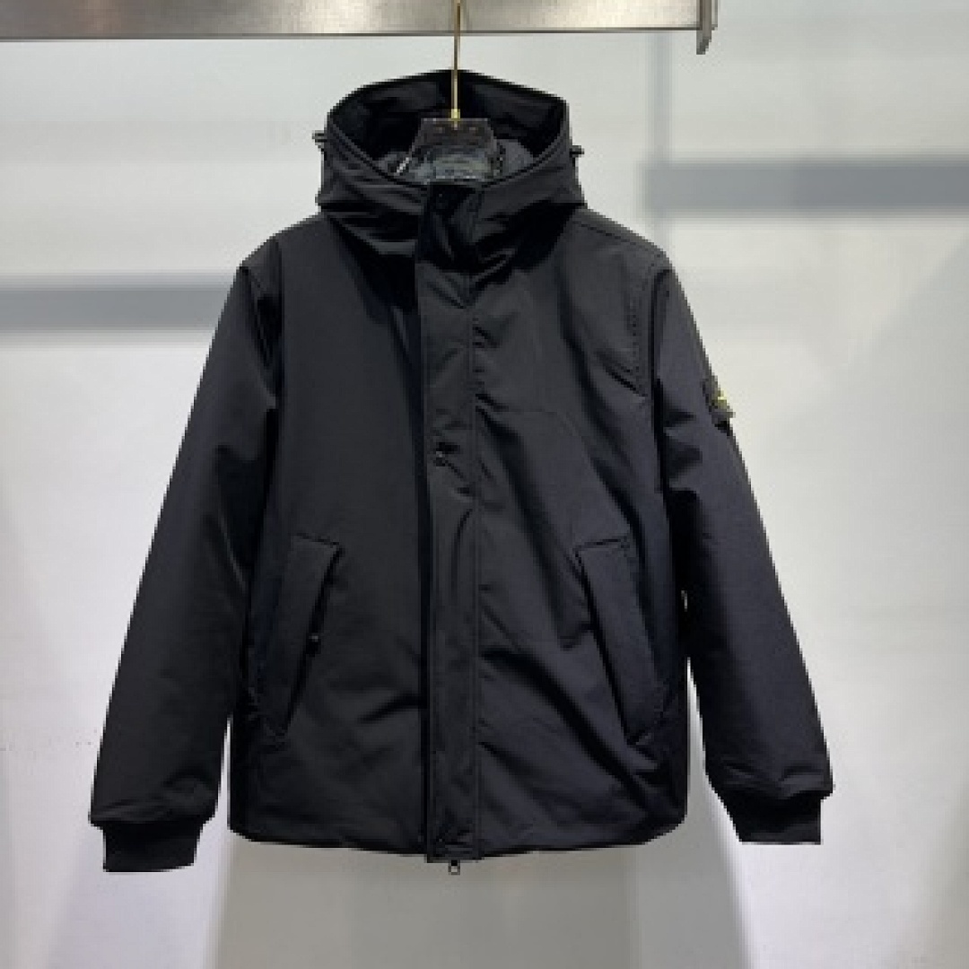On Running Stone Island - Image 48