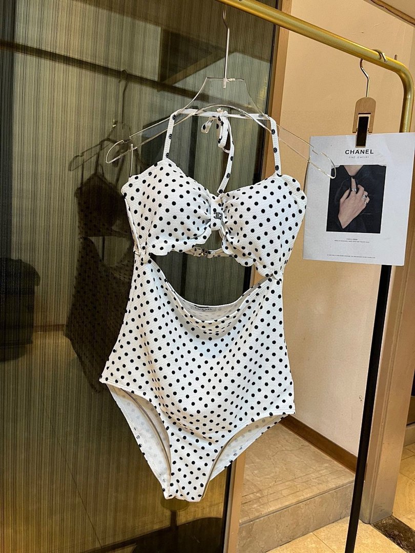 Other Yoga Wear, photo 1