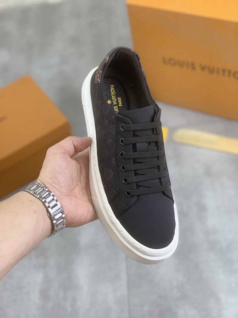 Other Lv Shoes - Image 36