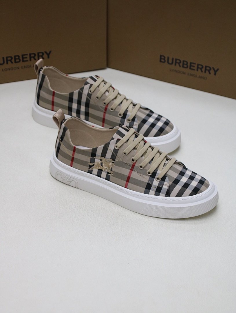 Other Burberry Shoes - Image 50