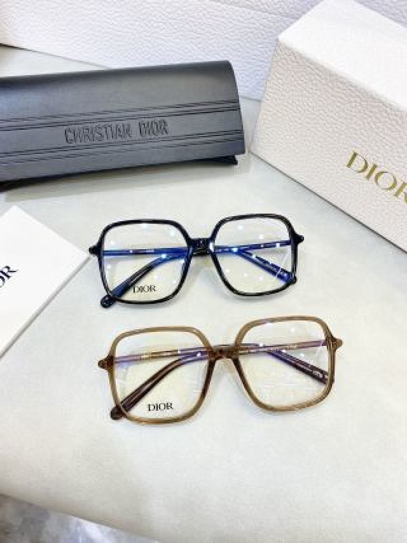 Other Dior Sunglasses - Image 119