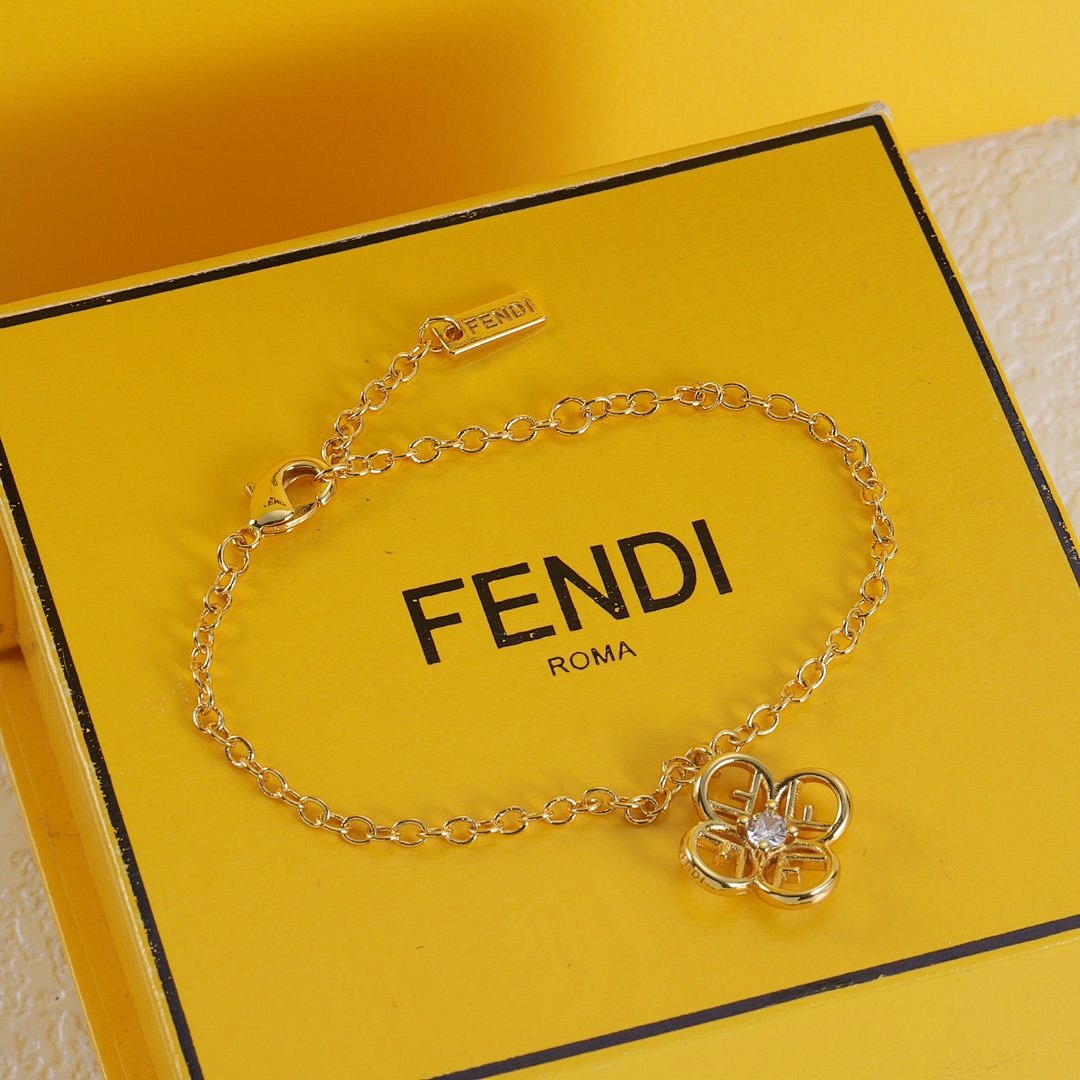Other Fendi - Image 40