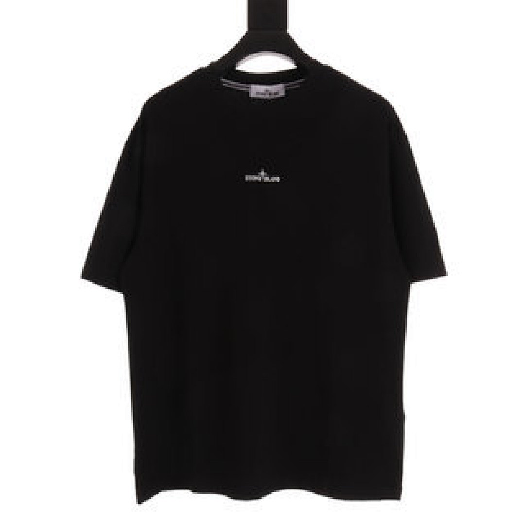 On Running Stone Island - Image 18