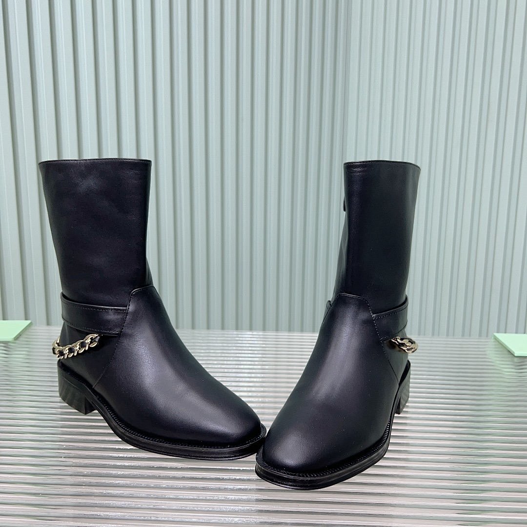 Other Chanel Boots - Image 10