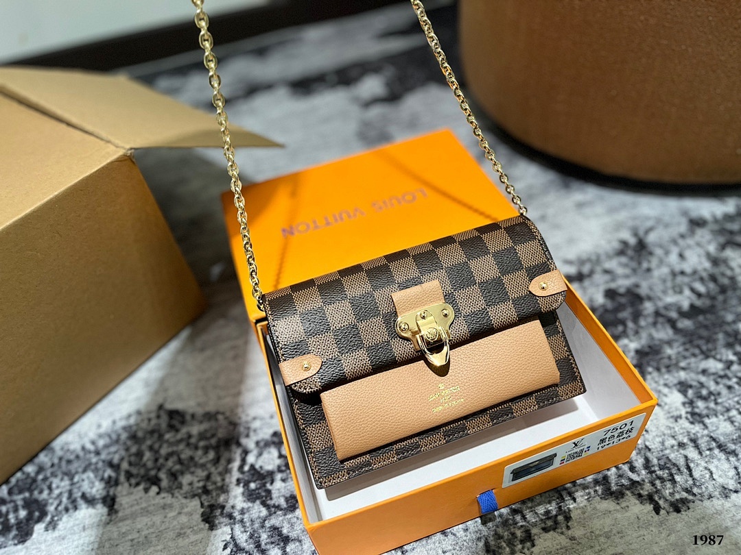 Other Louis Vuitton - Image 117