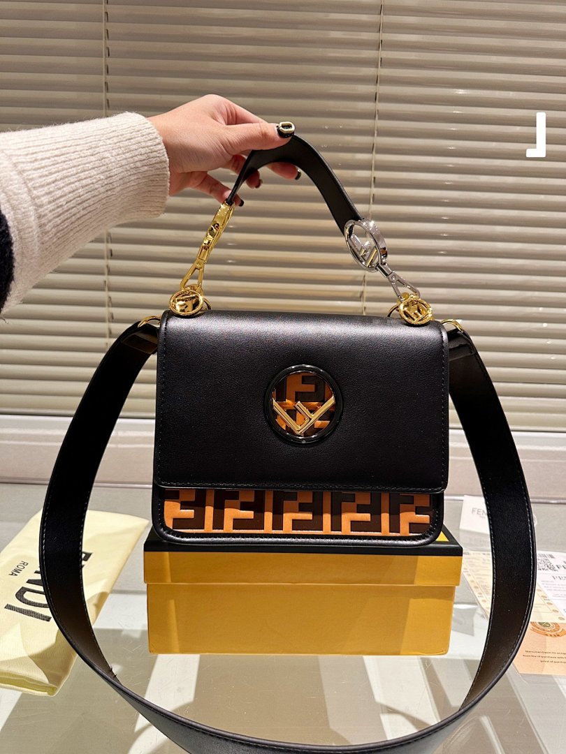 Other Fendi - Image 85