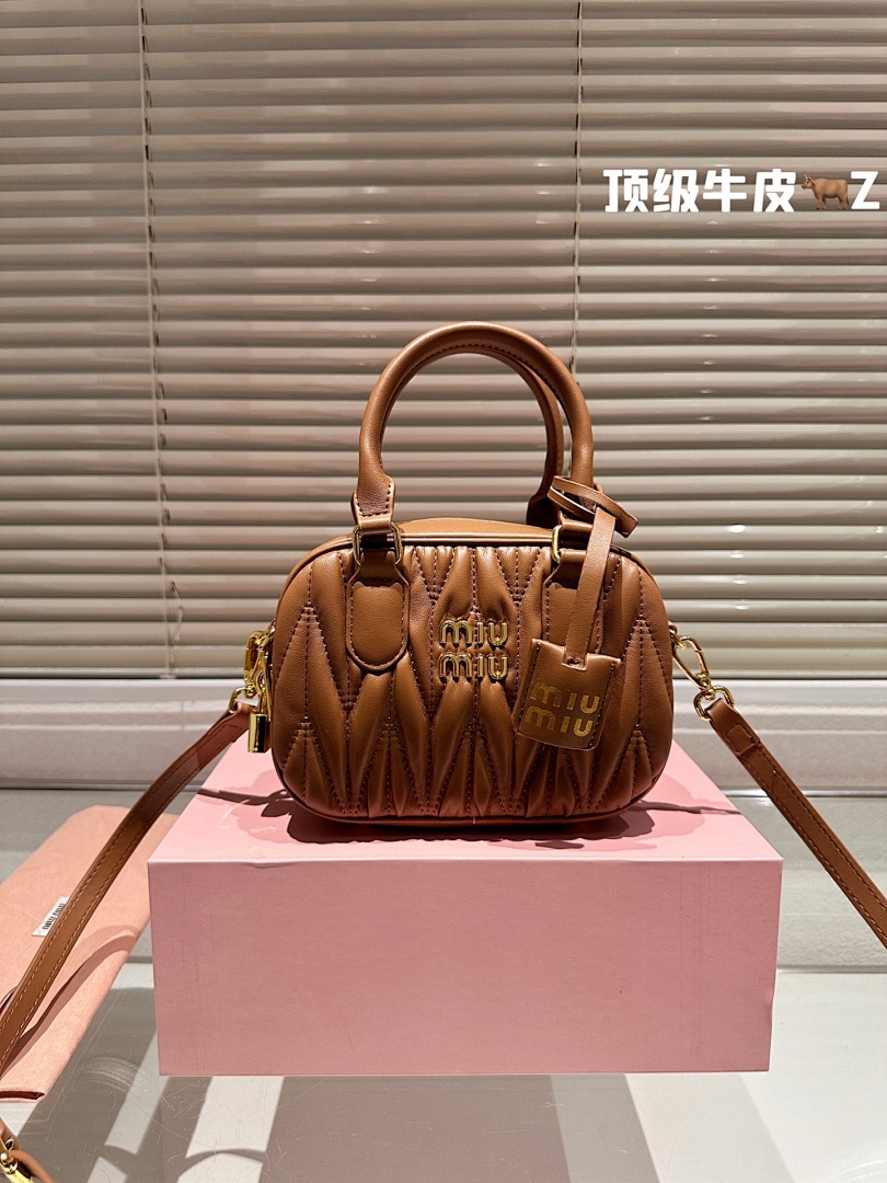 Other Miumiu - Image 9