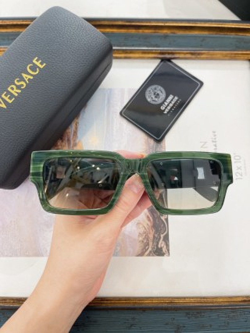 Other VERSACE Sunglasses - Image 20