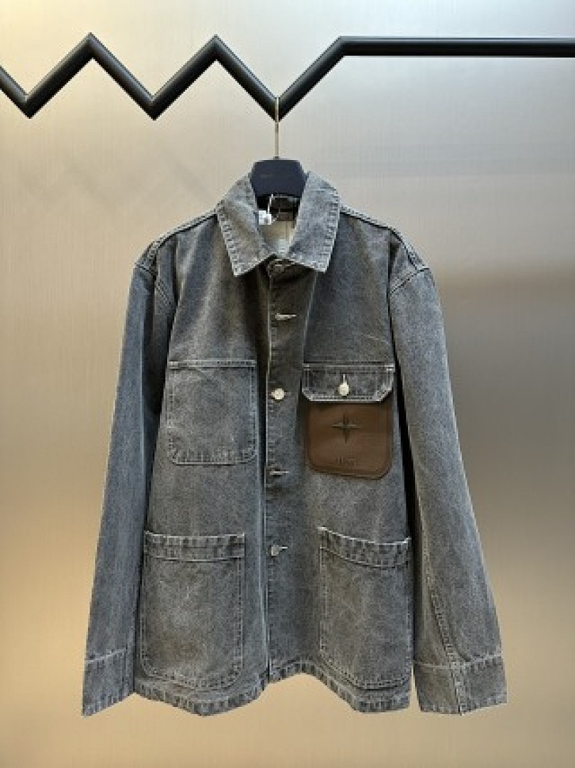 On Running Stone Island - Image 52