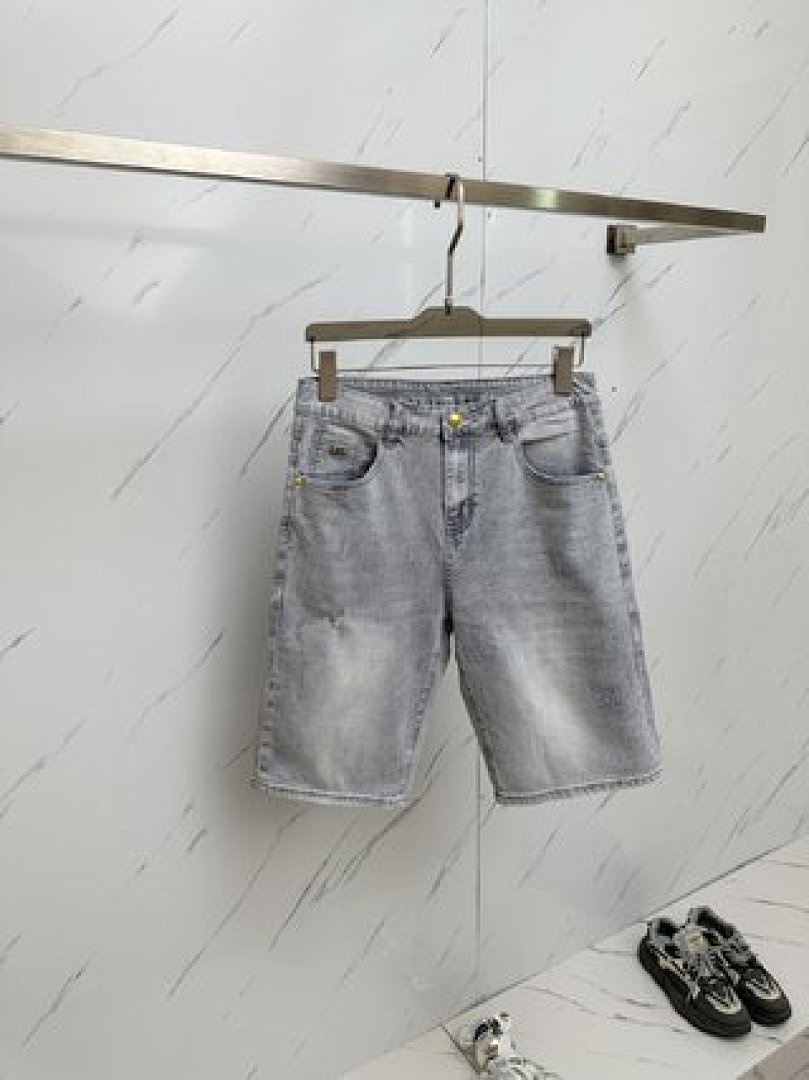 Other Lv Shorts - Image 111