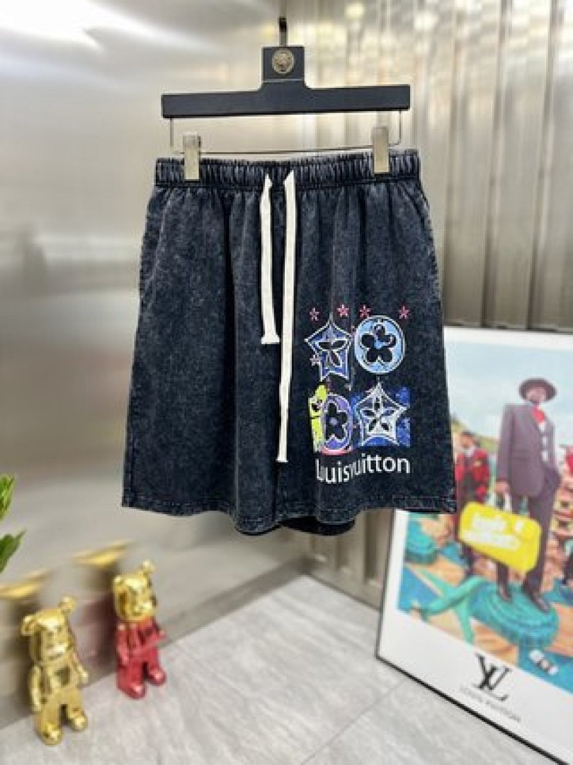 Other Lv Shorts - Image 28