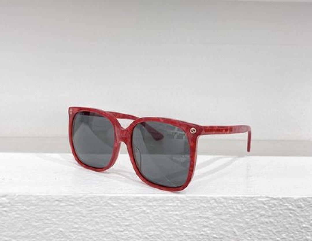 Other GUCCI Sunglasses - Image 21