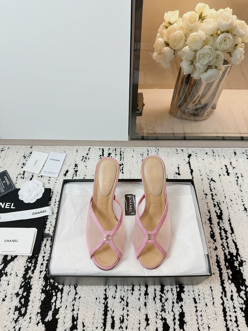 Other Women's Slippers - Image 37