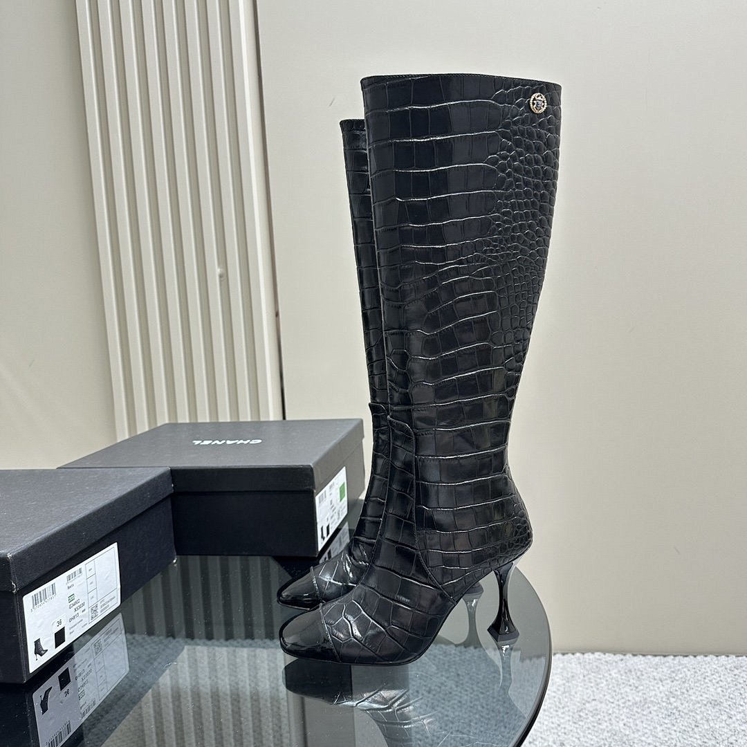 Other Chanel Boots - Image 77
