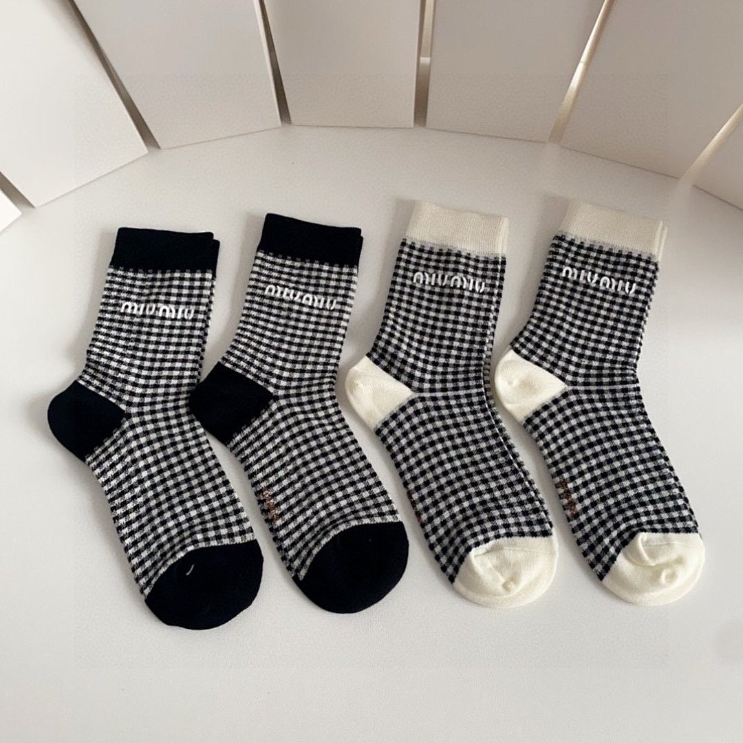Socks, photo 1