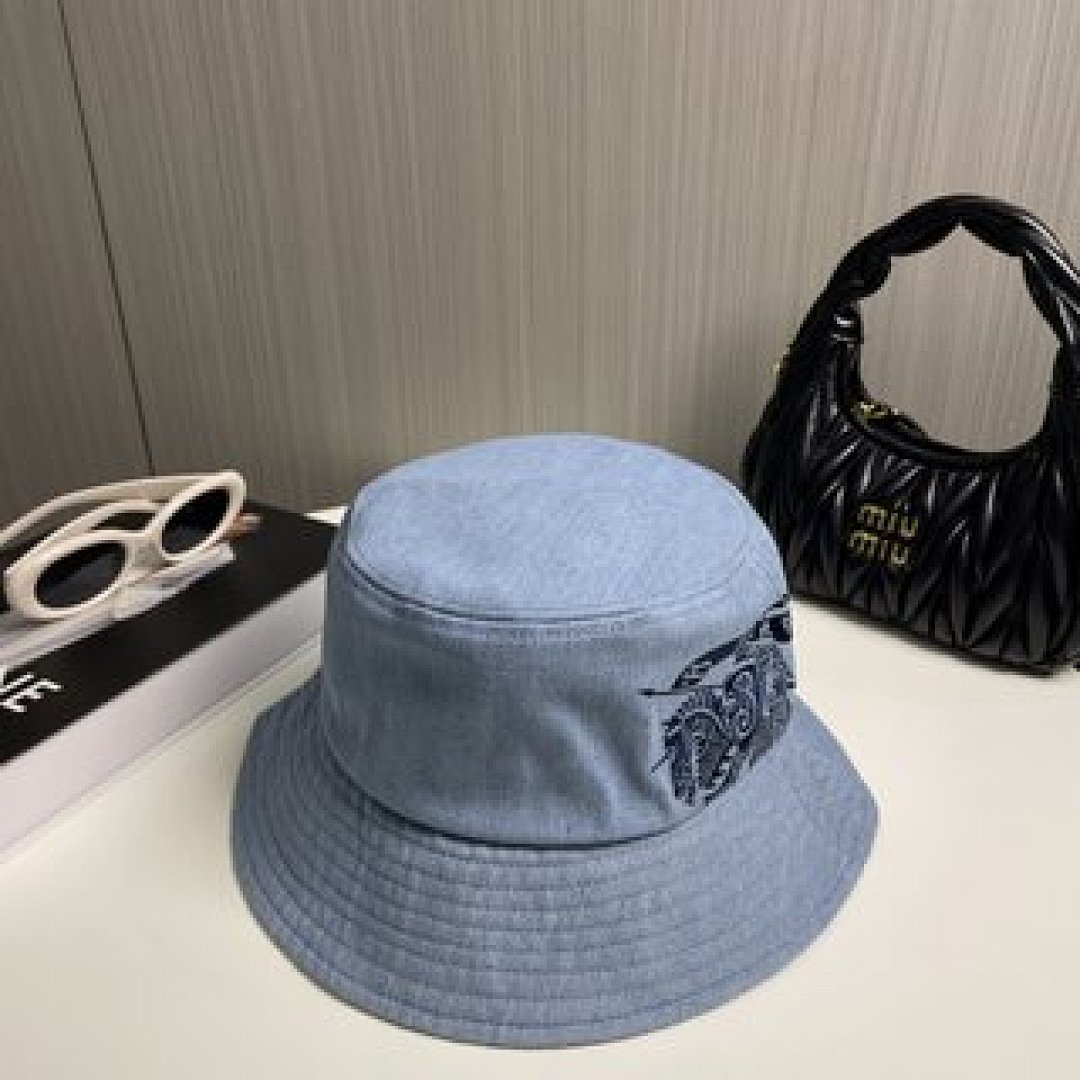 Other Burberry - Image 17
