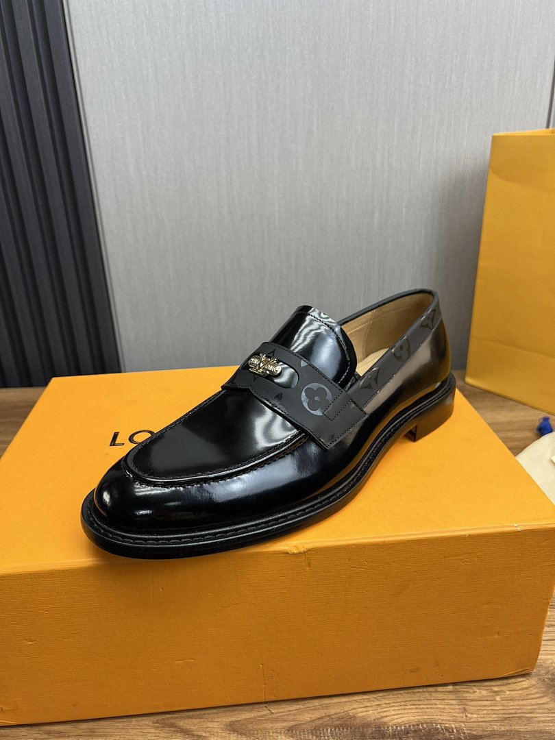 Other Lv Shoes - Image 2