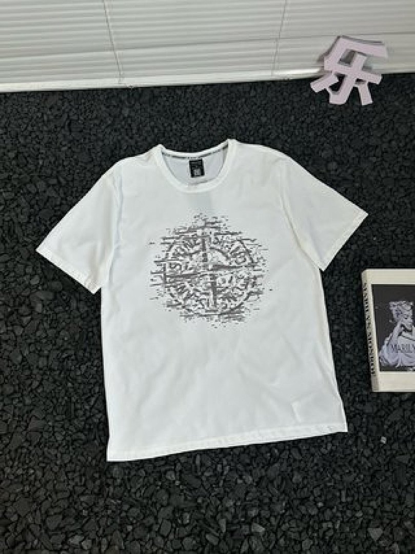 On Running Stone Island - Image 113