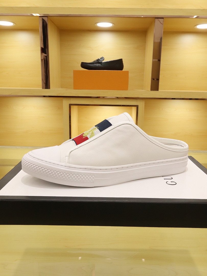 Other Gucci Shoes - Image 70